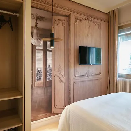 Versailles - Duke Housing Apartment